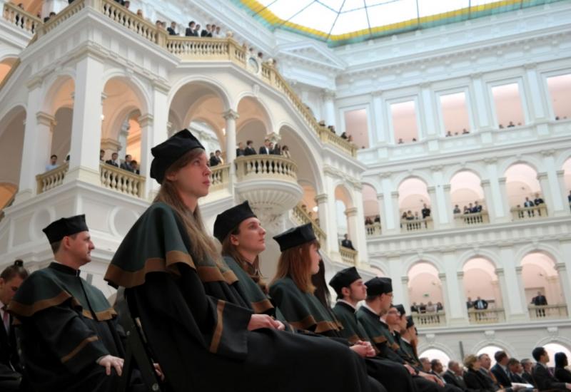 http://www.pw.edu.pl/Uczelnia/Multimedia/Zdjecia/Inauguracja-Roku-Akademickiego-2014-2015 http://www.pw.edu.pl/Uczelnia/Multimedia/Zdjecia/Inauguracja-Roku-Akademickiego-2014-2015
