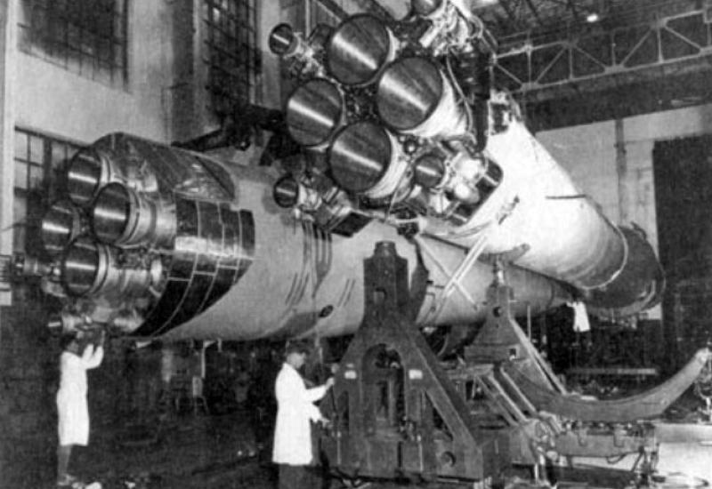 Ракета-носій Р-7 Ракета-носій Р-7