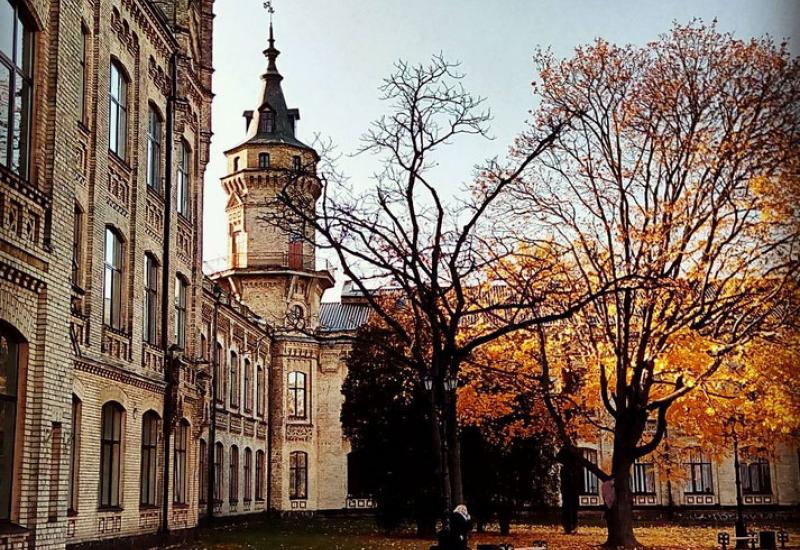 Кампус КПІ. Головний корпус, Вежа / https://www.instagram.com/p/90lW5Whpo2/ Кампус КПІ. Головний корпус, Вежа / https://www.instagram.com/p/90lW5Whpo2/