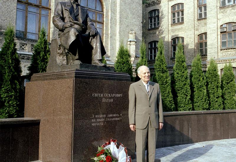 2019.11.27 The Patriarch of Ukrainian Science, the renowned student of Kyiv Polytechnic Boris Paton is 101 years old!