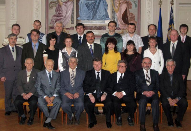 КПІ - 2010. Колектив кафедри механіки пластичності матеріалів та ресурсозберігаючих процесів КПІ - 2010. Колектив кафедри механіки пластичності матеріалів та ресурсозберігаючих процесів