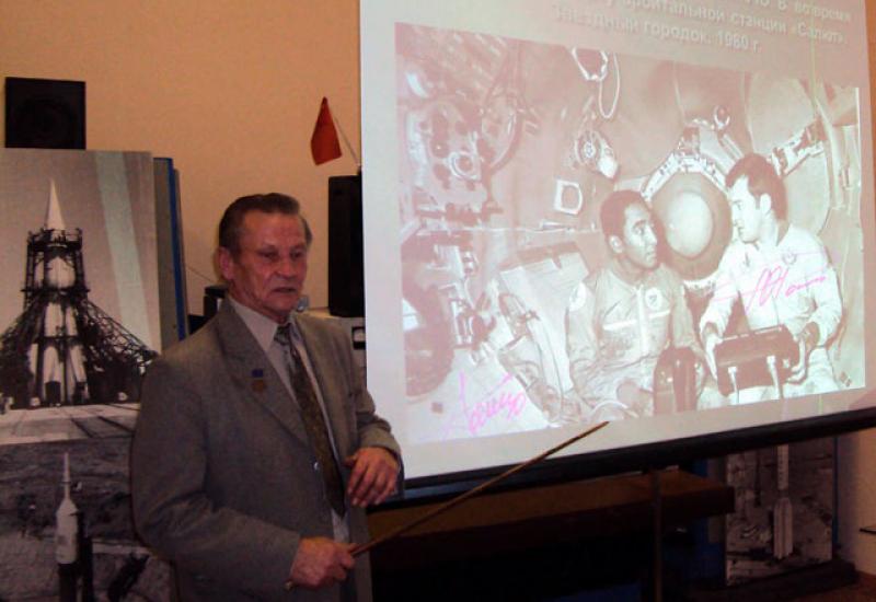 2010.09.22 Олександр Сергійович Болтенко на зустрічі із студентами ФСП 2010.09.22 Олександр Сергійович Болтенко на зустрічі із студентами ФСП