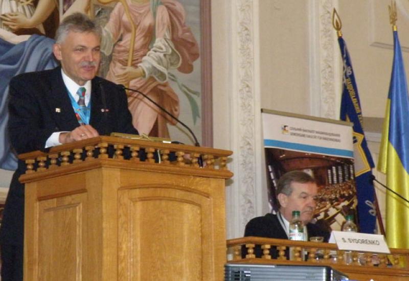 2011.04.13-14 Перша українсько-німецька конференція з машинобудування "Новітні матеріали та технології в машинобудуванні" 2011.04.13-14 Перша українсько-німецька конференція з машинобудування "Новітні матеріали та технології в машинобудуванні"