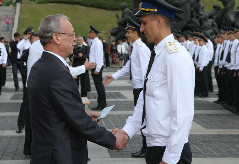 2012.06.02 Шостий випуск молодих офіцерів в Інституті спеціального зв’язку та захисту інформації НТУУ "КПІ" 2012.06.02 Шостий випуск молодих офіцерів в Інституті спеціального зв’язку та захисту інформації НТУУ "КПІ"