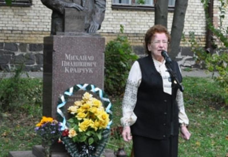 2012.10.10 Мітинг на вшанування пам’яті Михайла Кравчука 2012.10.10 Мітинг на вшанування пам’яті Михайла Кравчука