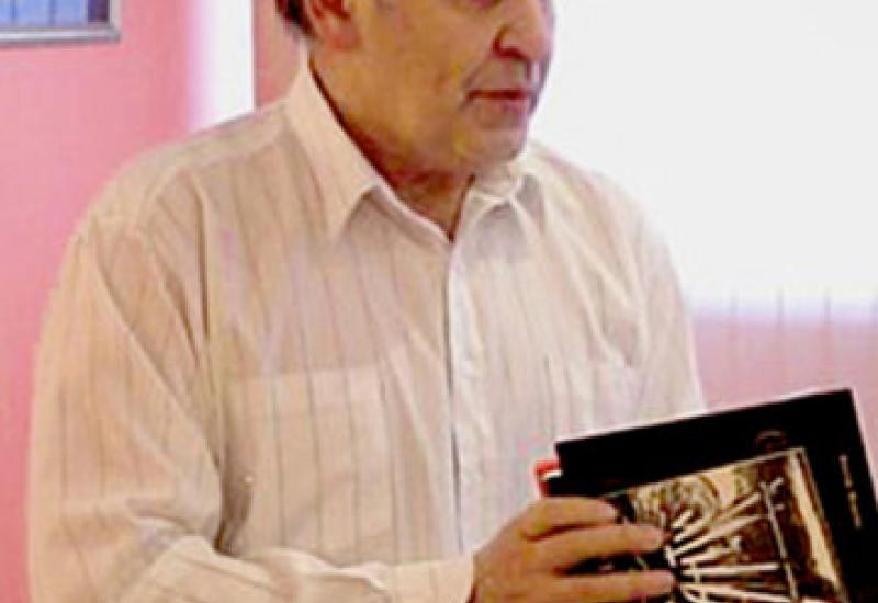 2011.03.12 Виступ головного редактора журналу "Ренесанс" Віктора Шлапака в КПІ на Дні поезії 2011.03.12 Виступ головного редактора журналу "Ренесанс" Віктора Шлапака в КПІ на Дні поезії