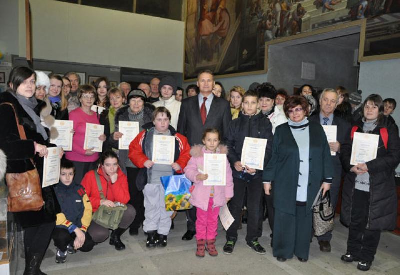 2012.12.19 Урочисте закриття мистецького конкурсу 2012.12.19 Урочисте закриття мистецького конкурсу