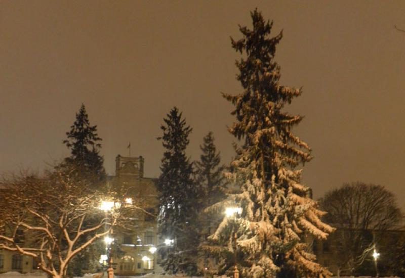 Кампус КПІ. 1 корпус, Зима