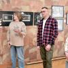 На відкритті виставки Сергія Гулєвича (у центрі)